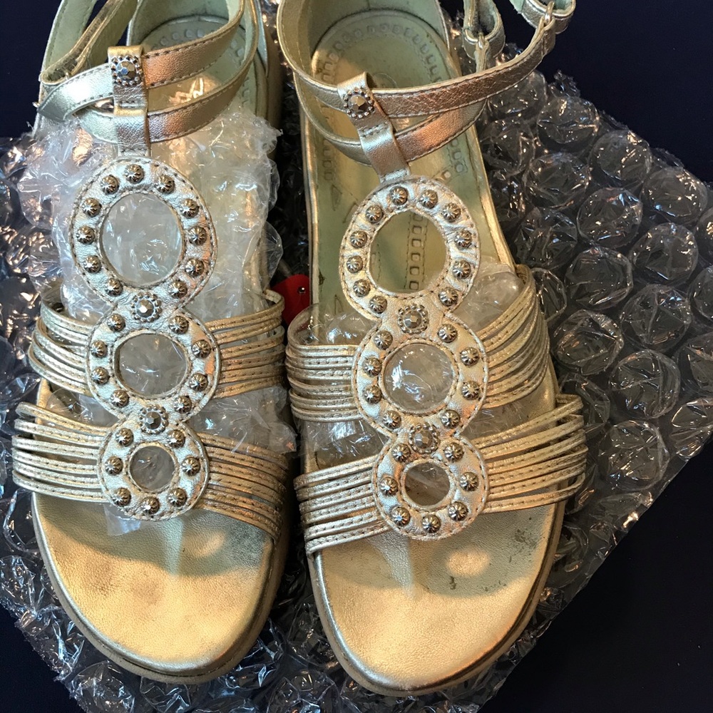 EARTH LEATHER SANDALS 10M